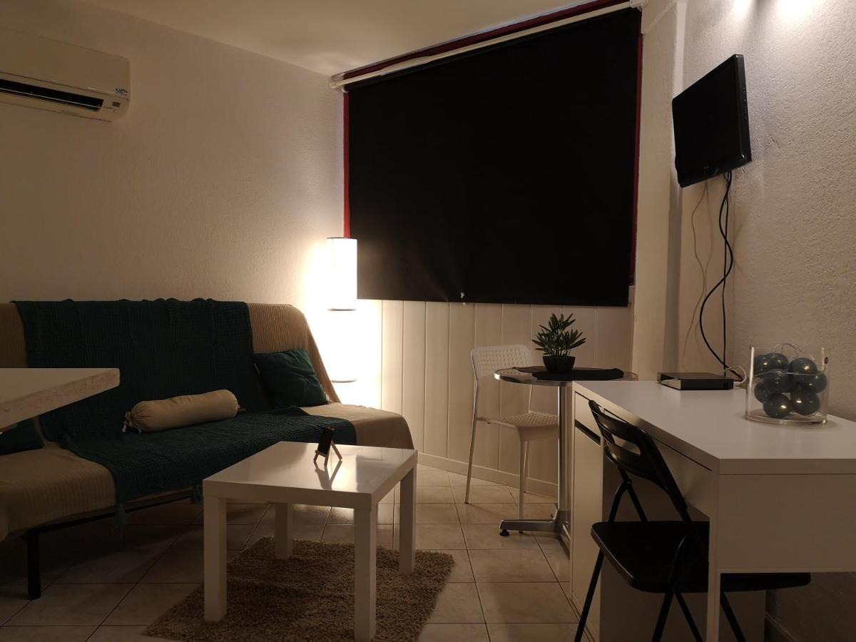 Studio A 15 Minutes Des Plages La Valette-du-Var Exteriör bild