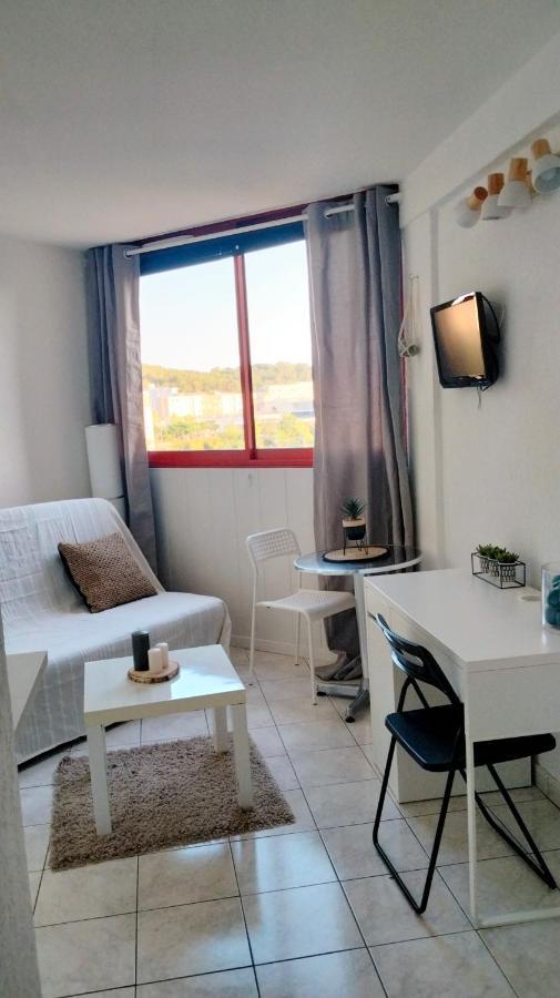 Studio A 15 Minutes Des Plages La Valette-du-Var Exteriör bild